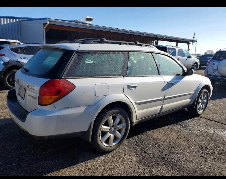 2007 Subaru Outback 3rd Gen - Image 2 of 9