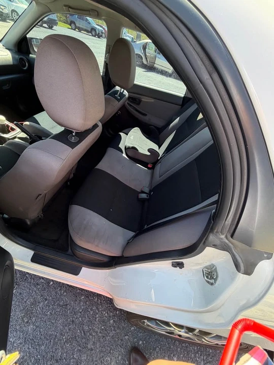2007 Subaru Impreza WRX 2nd Gen - Image 6 of 7