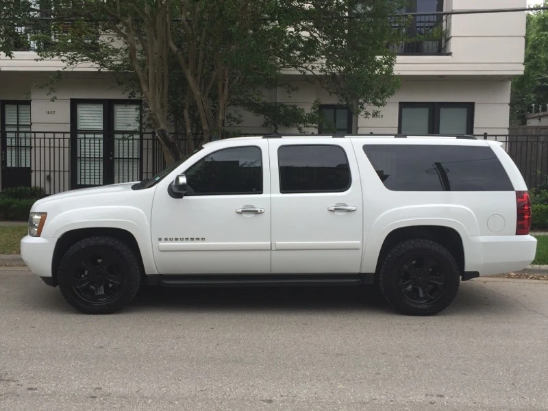 2007 Chevrolet Suburban 10th Gen - Image 8 of 10