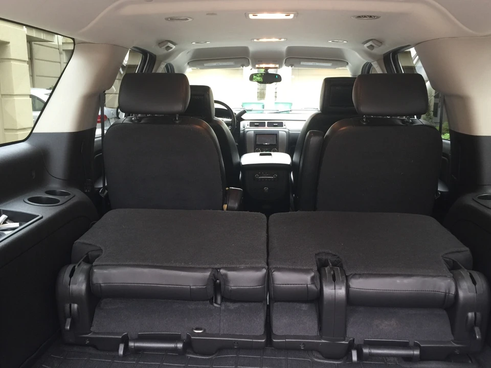 2007 Chevrolet Suburban 10th Gen - Image 4 of 10