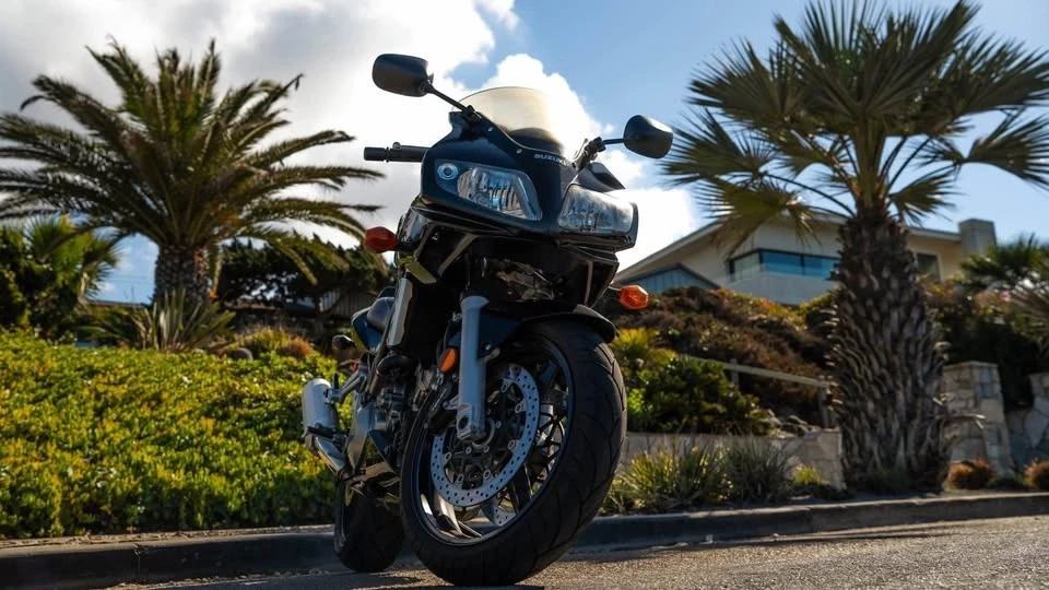 2007 Suzuki Motorcycles - Image 2 of 9