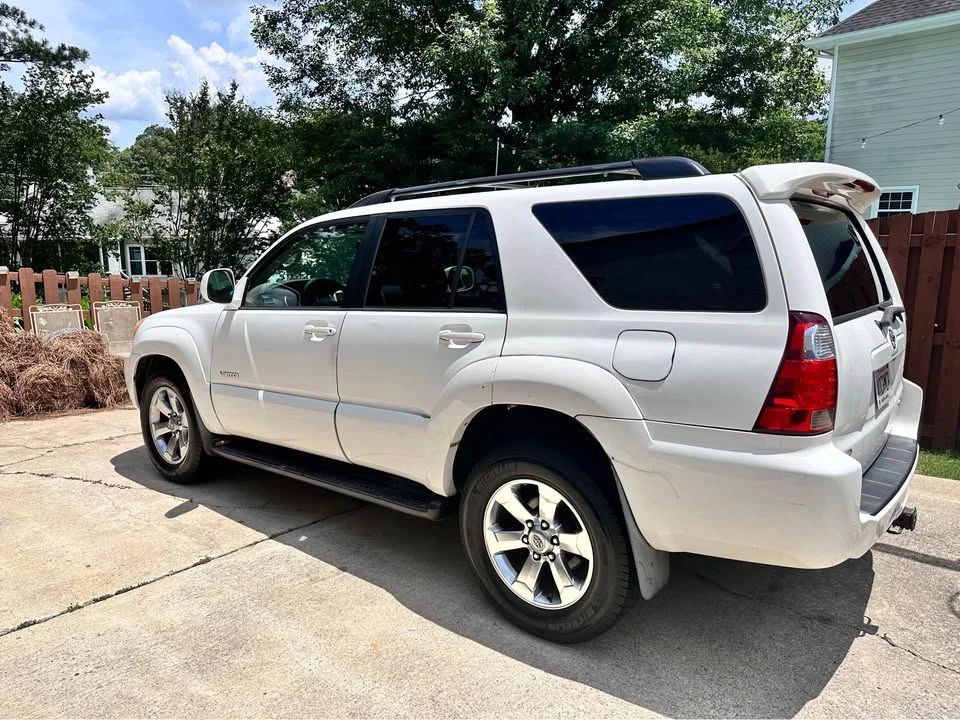 2007 Toyota 4Runner - Image 2 of 9
