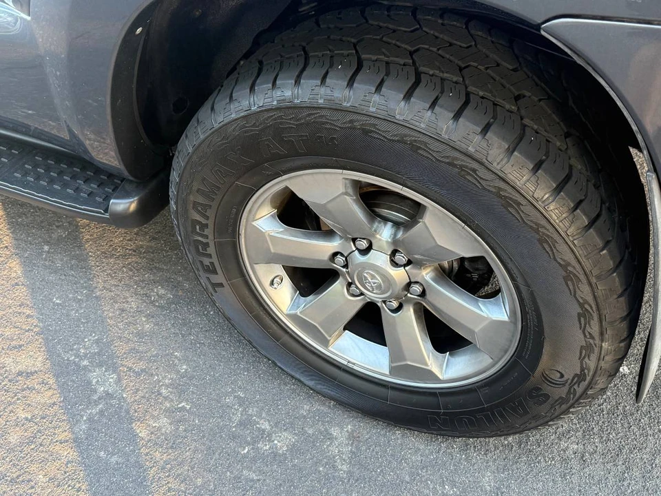 2007 Toyota 4Runner 4th Gen - Image 9 of 12