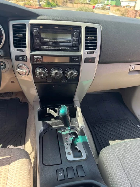 2007 Toyota 4Runner - Image 7 of 10