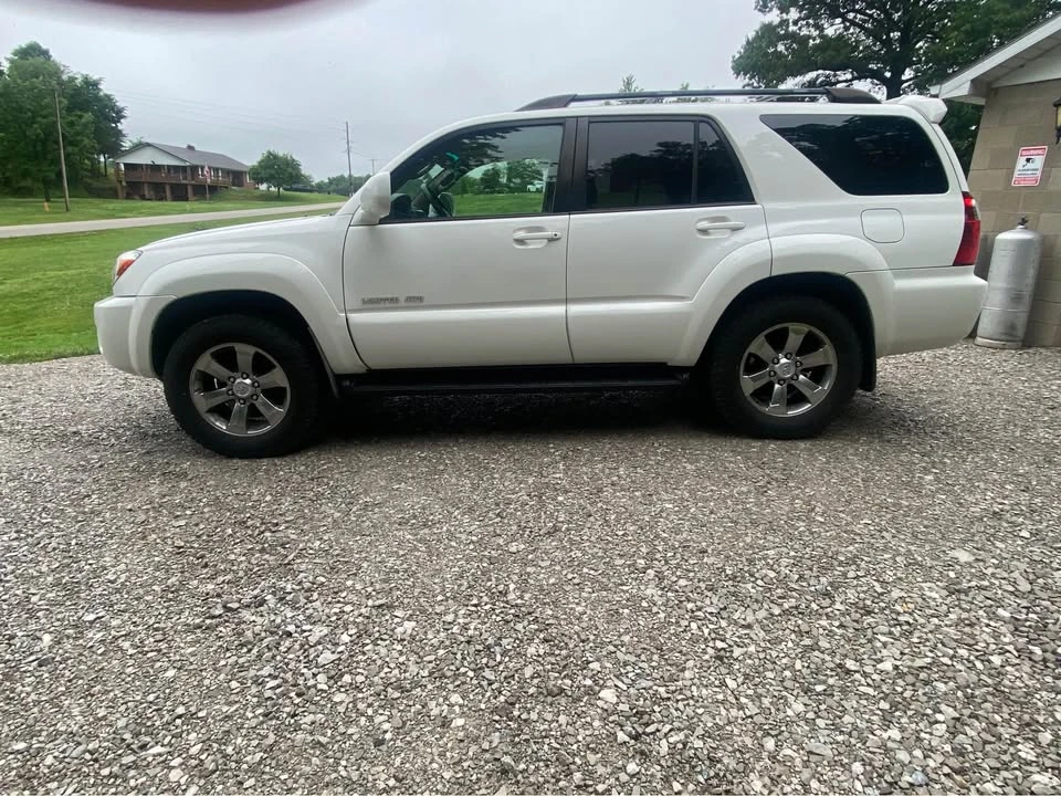 2007 Toyota 4Runner - Image 2 of 18
