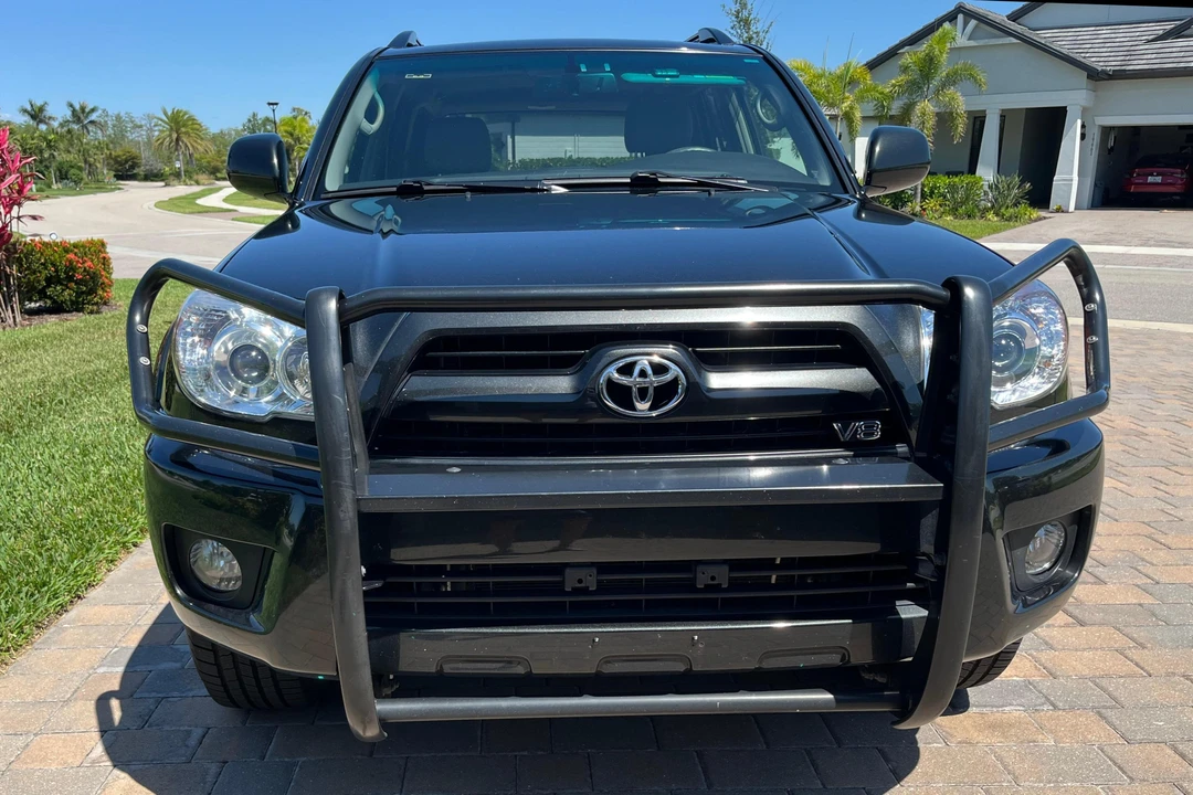 2007 Toyota 4Runner 4th Gen - Image 2 of 31