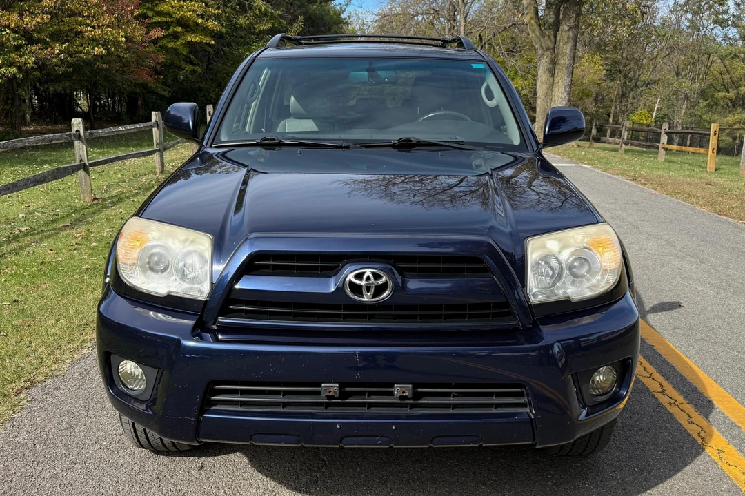 2007 Toyota 4Runner 4th Gen - Image 2 of 31