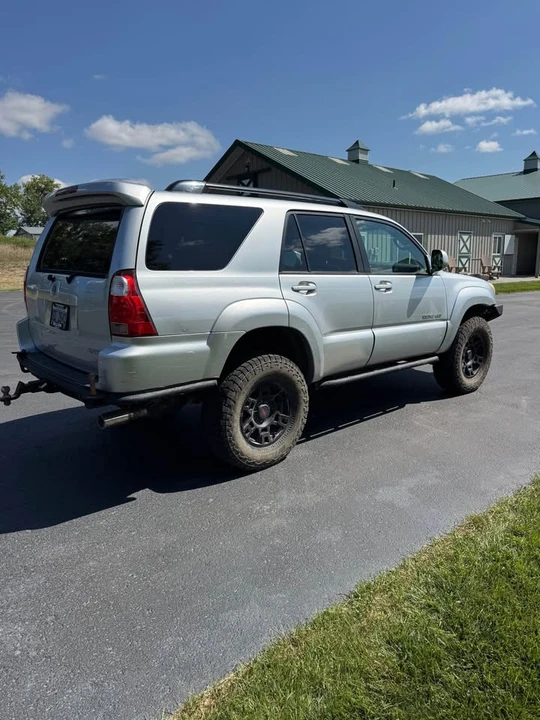 2007 Toyota 4Runner 4th Gen - Image 3 of 9