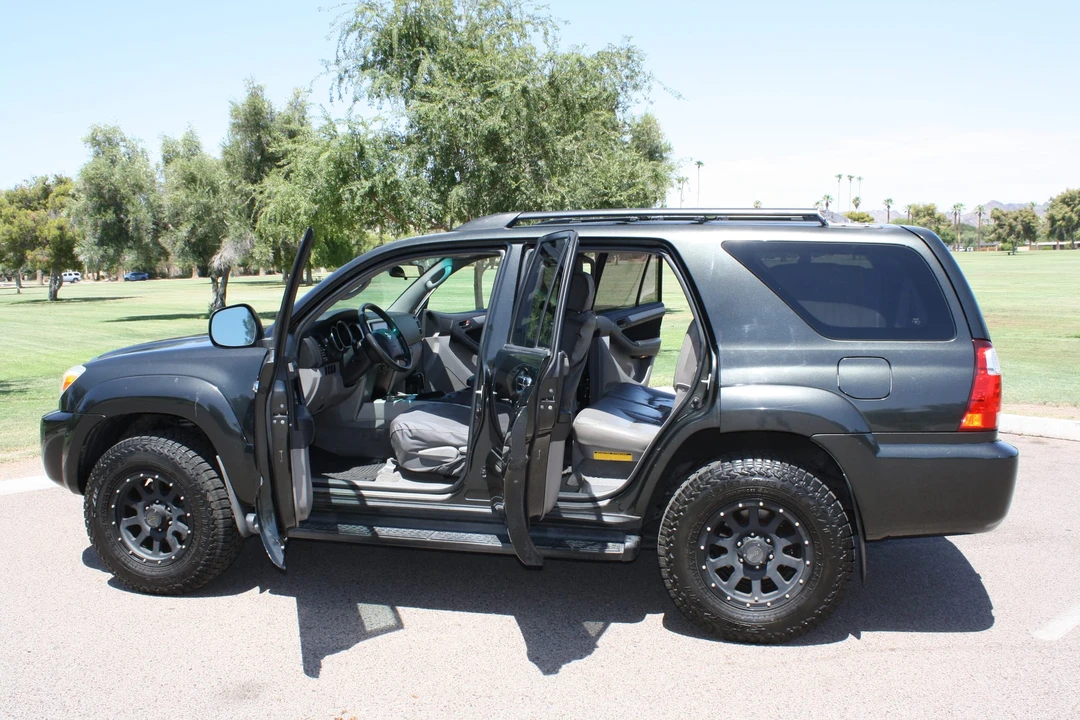 2007 Toyota 4Runner 4th Gen - Image 10 of 31