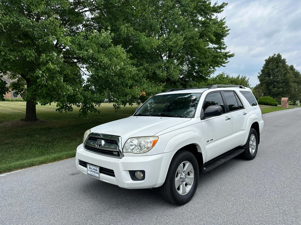 2007 Toyota 4Runner 4th Gen - Image 9 of 31
