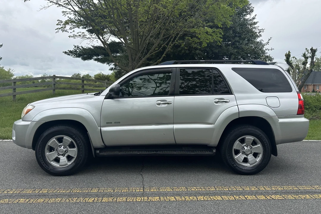 2007 Toyota 4Runner 4th Gen - Image 4 of 31
