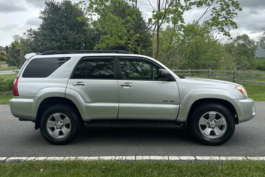 2007 Toyota 4Runner 4th Gen - Image 3 of 31