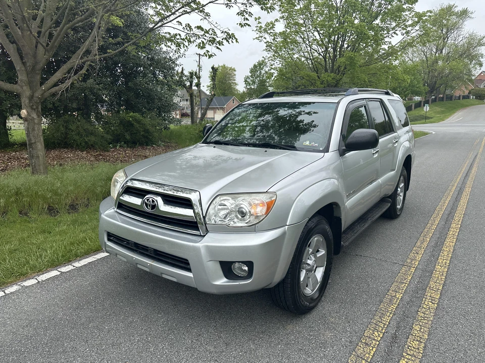 2007 Toyota 4Runner 4th Gen - Image 10 of 31
