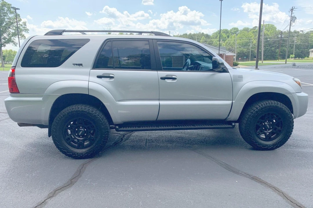 2007 Toyota 4Runner 4th Gen - Image 3 of 31