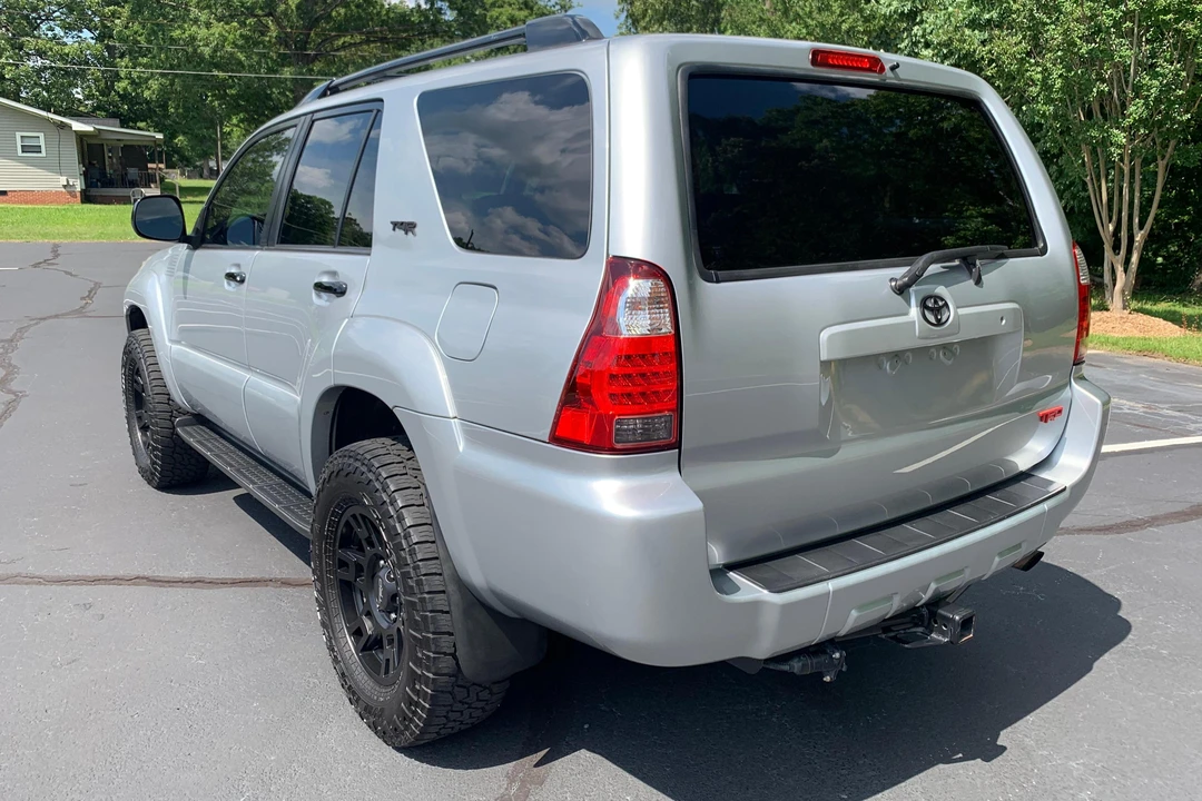 2007 Toyota 4Runner 4th Gen - Image 4 of 31