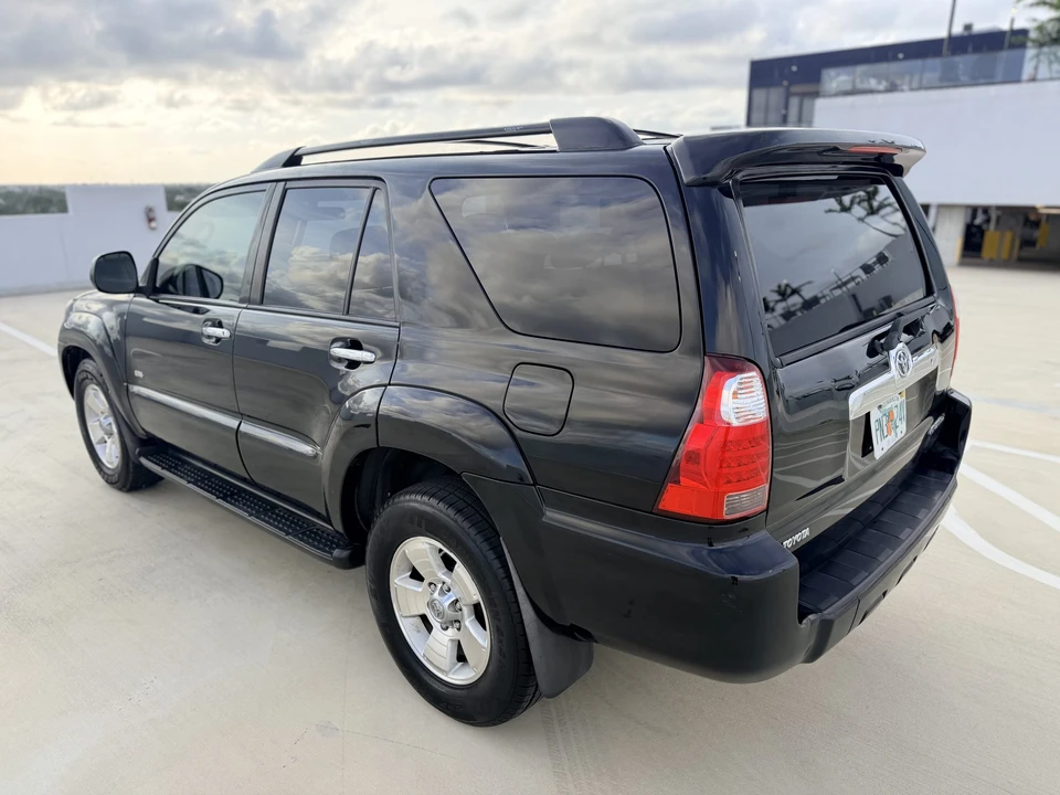 2007 Toyota 4Runner 4th Gen - Image 10 of 31