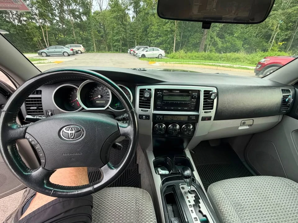 2007 Toyota 4Runner 4th Gen - Image 9 of 12