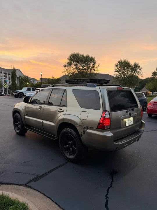 2007 Toyota 4Runner 4th Gen - Image 4 of 17