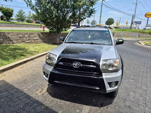 2007 Toyota 4Runner SR5 Sport Utility 2D