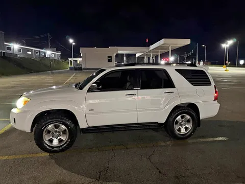 2007 Toyota 4Runner SR5 Sport Utility 2D
