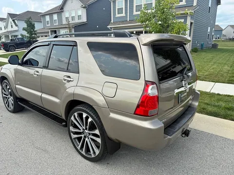 2007 Toyota 4Runner SR5 Sport Utility 2D
