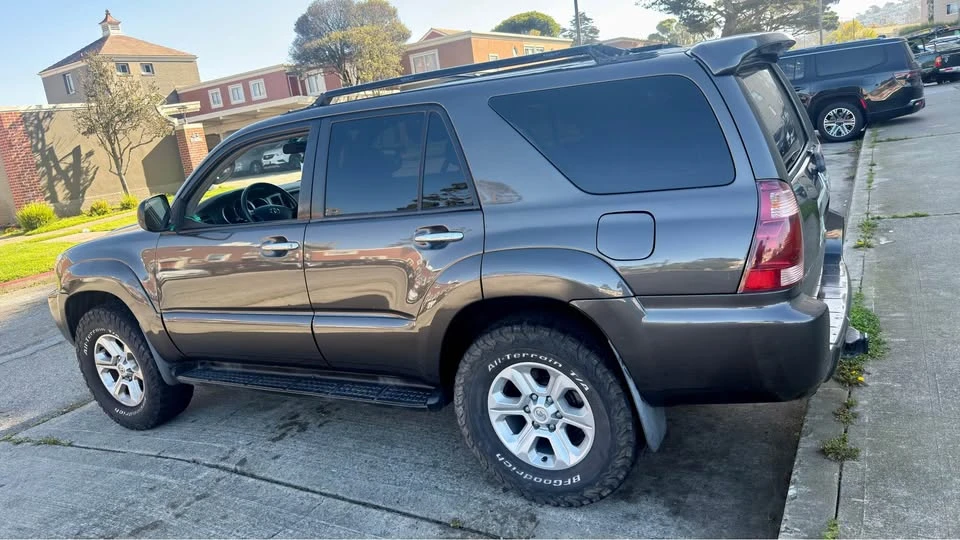 2007 Toyota 4Runner 4th Gen - Image 3 of 10