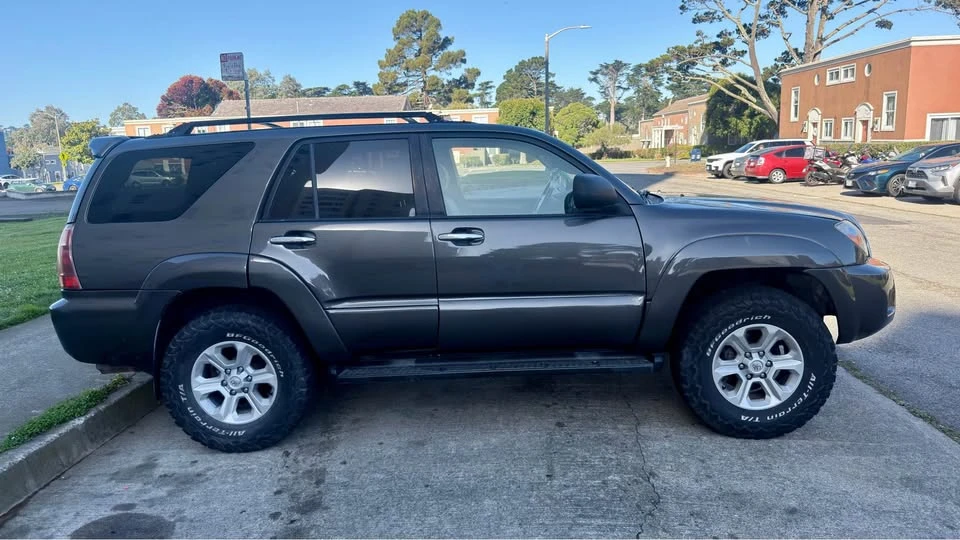 2007 Toyota 4Runner 4th Gen - Image 5 of 10