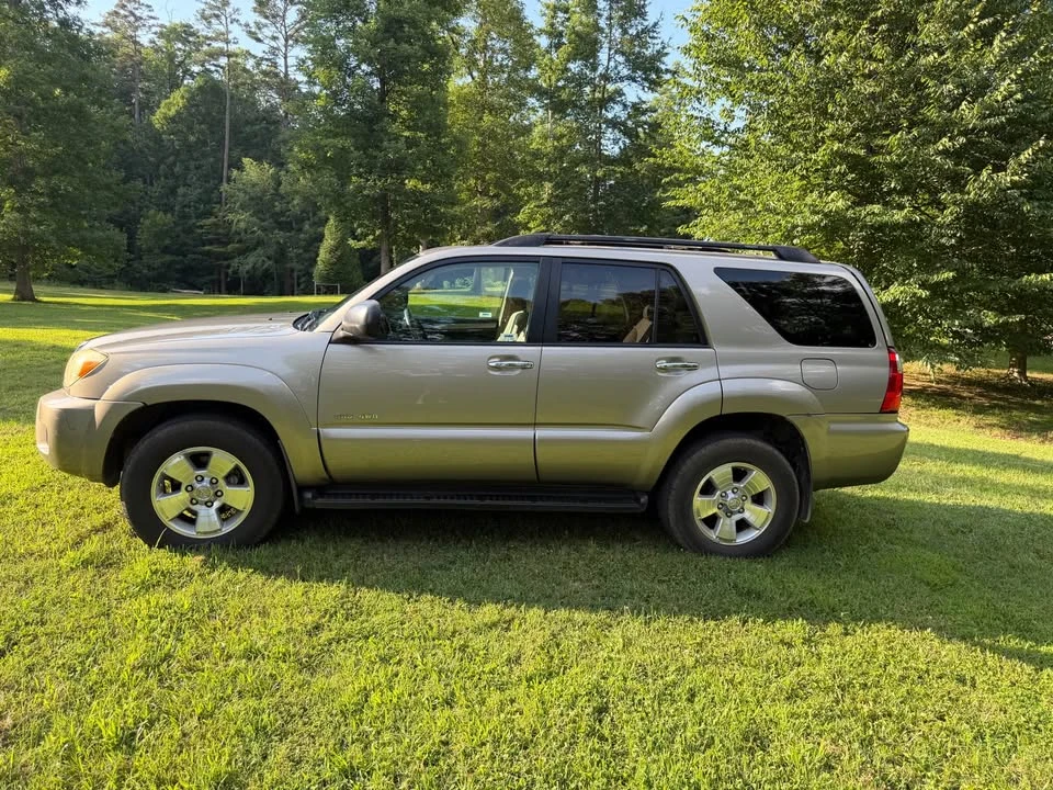 2007 Toyota 4Runner 4th Gen - Image 2 of 20