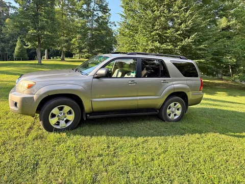 2007 Toyota 4Runner SR5 Sport Utility 4D