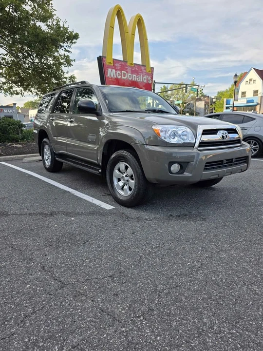 2007 Toyota 4Runner 4th Gen - Image 2 of 18