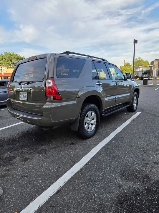 2007 Toyota 4Runner 4th Gen - Image 5 of 17