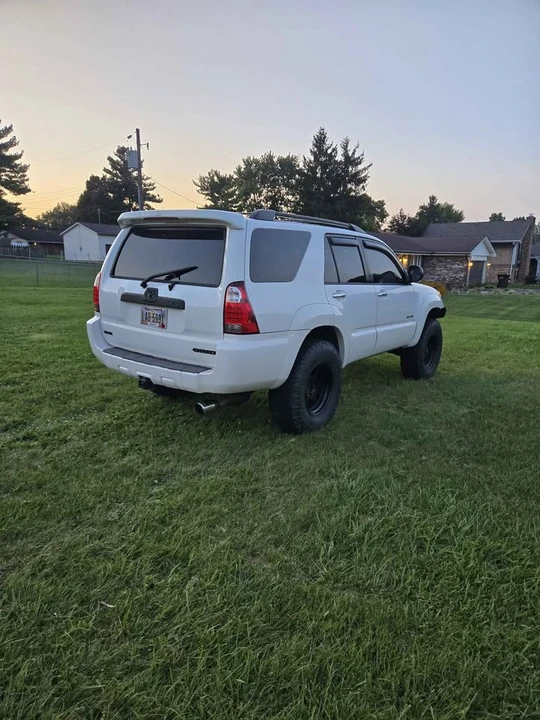 2007 Toyota 4Runner 4th Gen - Image 2 of 9