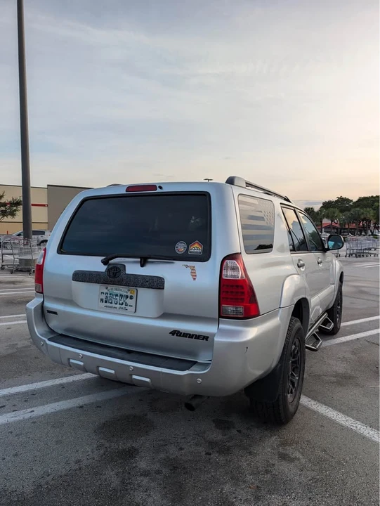 2007 Toyota 4Runner 4th Gen - Image 3 of 18