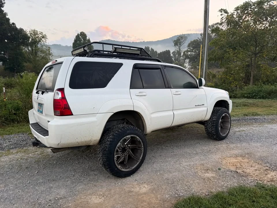 2007 Toyota 4Runner 4th Gen - Image 2 of 14