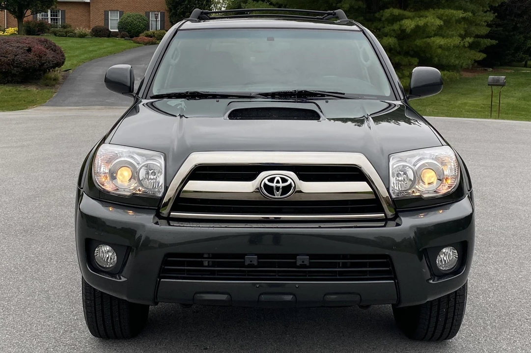 2007 Toyota 4Runner 4th Gen - Image 2 of 31