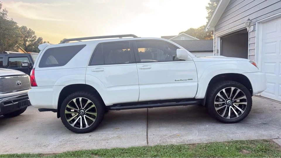 2007 Toyota 4Runner 4th Gen - Image 3 of 11