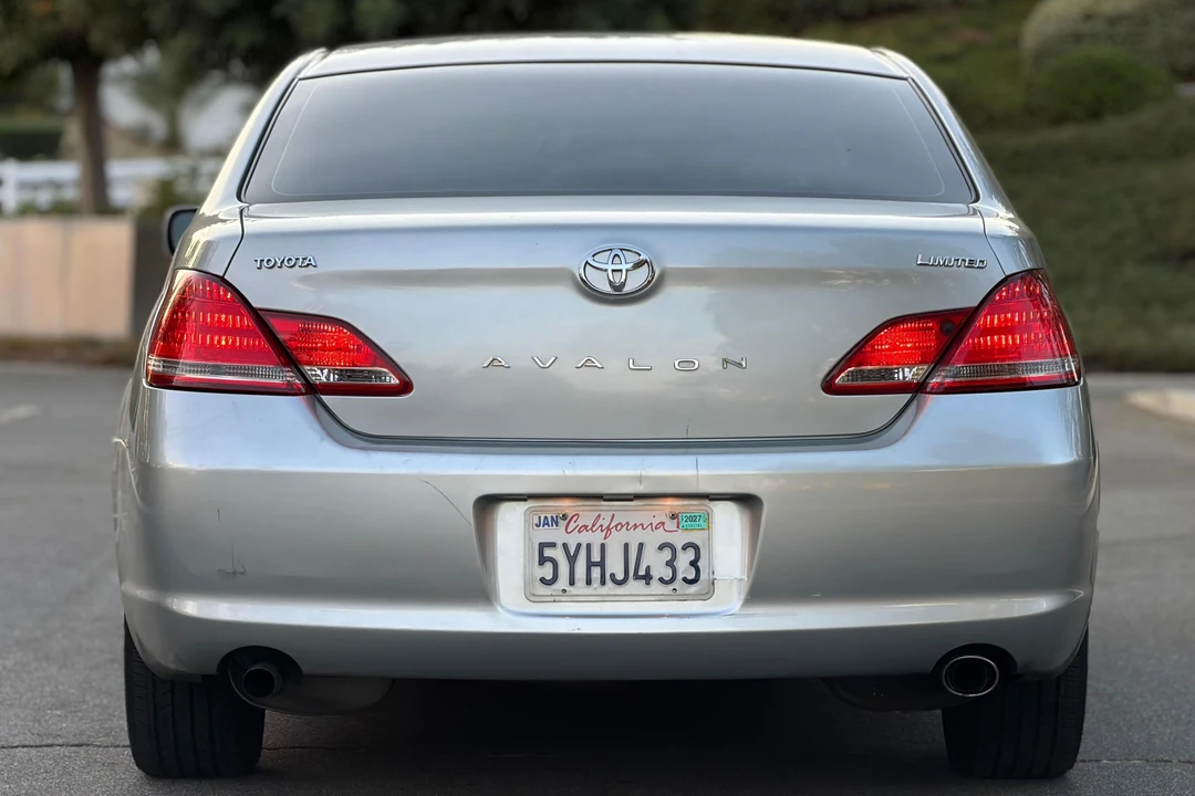 2007 Toyota Avalon 3rd Gen - Image 5 of 31