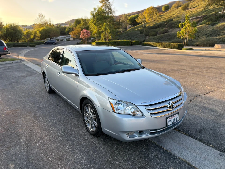 2007 Toyota Avalon 3rd Gen - Image 29 of 31