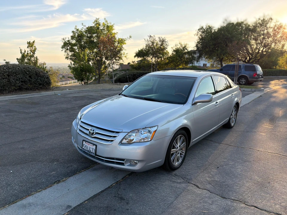 2007 Toyota Avalon 3rd Gen - Image 9 of 31