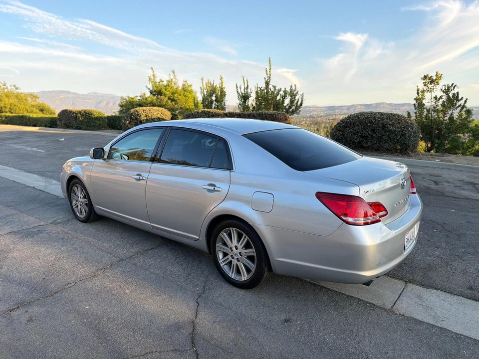 2007 Toyota Avalon 3rd Gen - Image 16 of 31