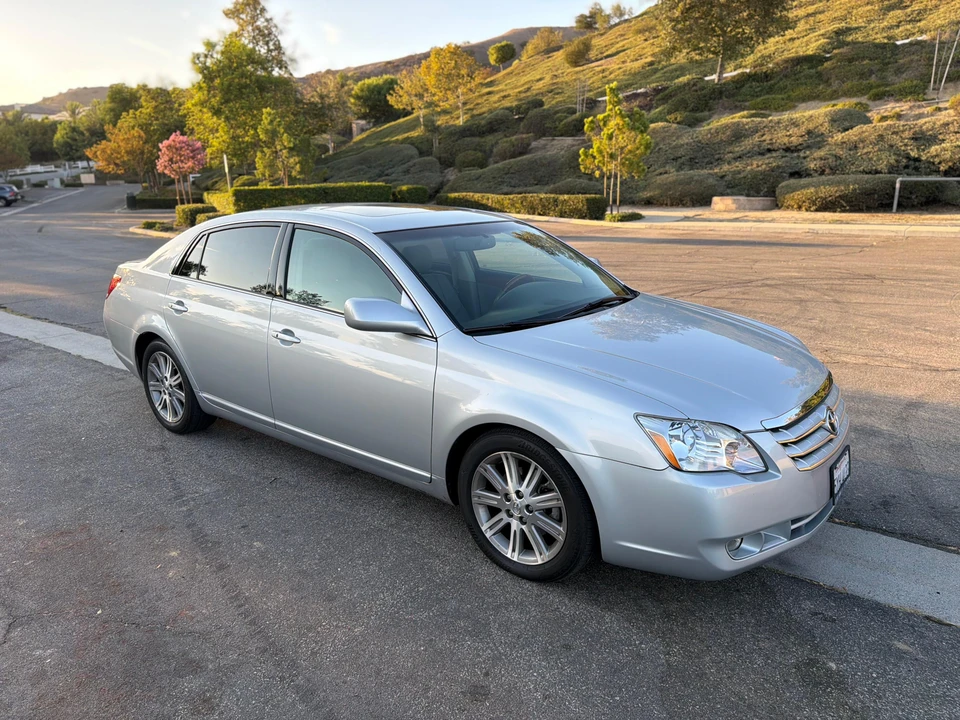 2007 Toyota Avalon 3rd Gen - Image 28 of 31