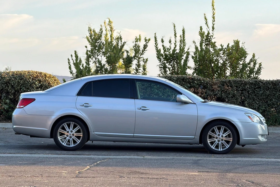 2007 Toyota Avalon 3rd Gen - Image 3 of 31