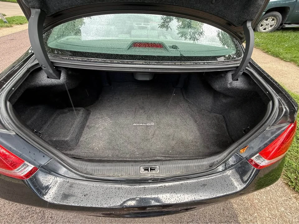 2007 Toyota Avalon 3rd Gen - Image 8 of 11