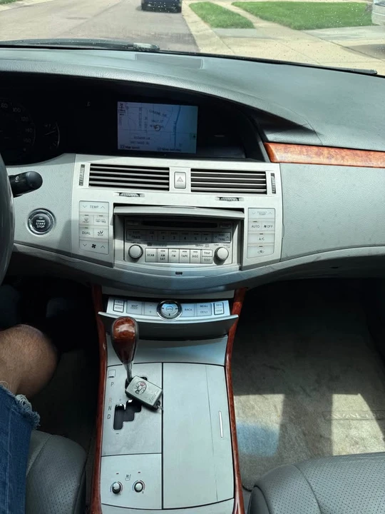 2007 Toyota Avalon 3rd Gen - Image 9 of 11