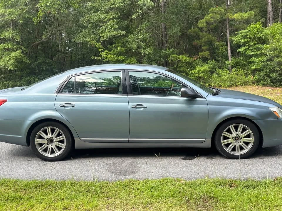 2007 Toyota Avalon 3rd Gen - Image 6 of 9