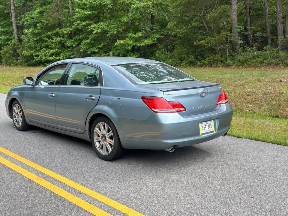 2007 Toyota Avalon 3rd Gen - Image 4 of 9