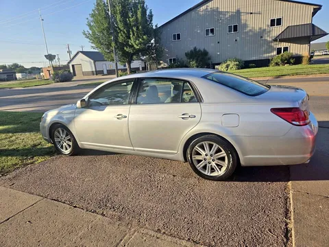 2007 Toyota Avalon Limited Sedan 4D