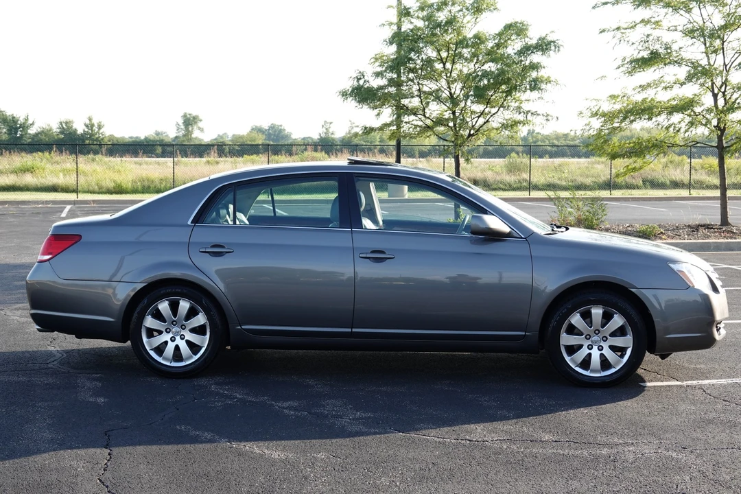 2007 Toyota Avalon 3rd Gen - Image 24 of 31