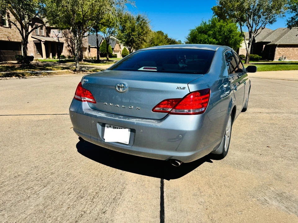 2007 Toyota Avalon 3rd Gen - Image 2 of 20