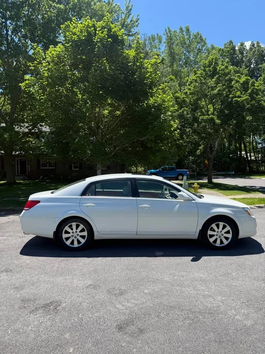 2007 Toyota Avalon 3rd Gen - Image 3 of 14
